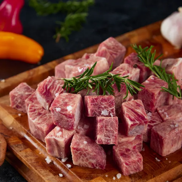Sakura Beef-Thịt bò thăn ngoại Lúc lắc 200g